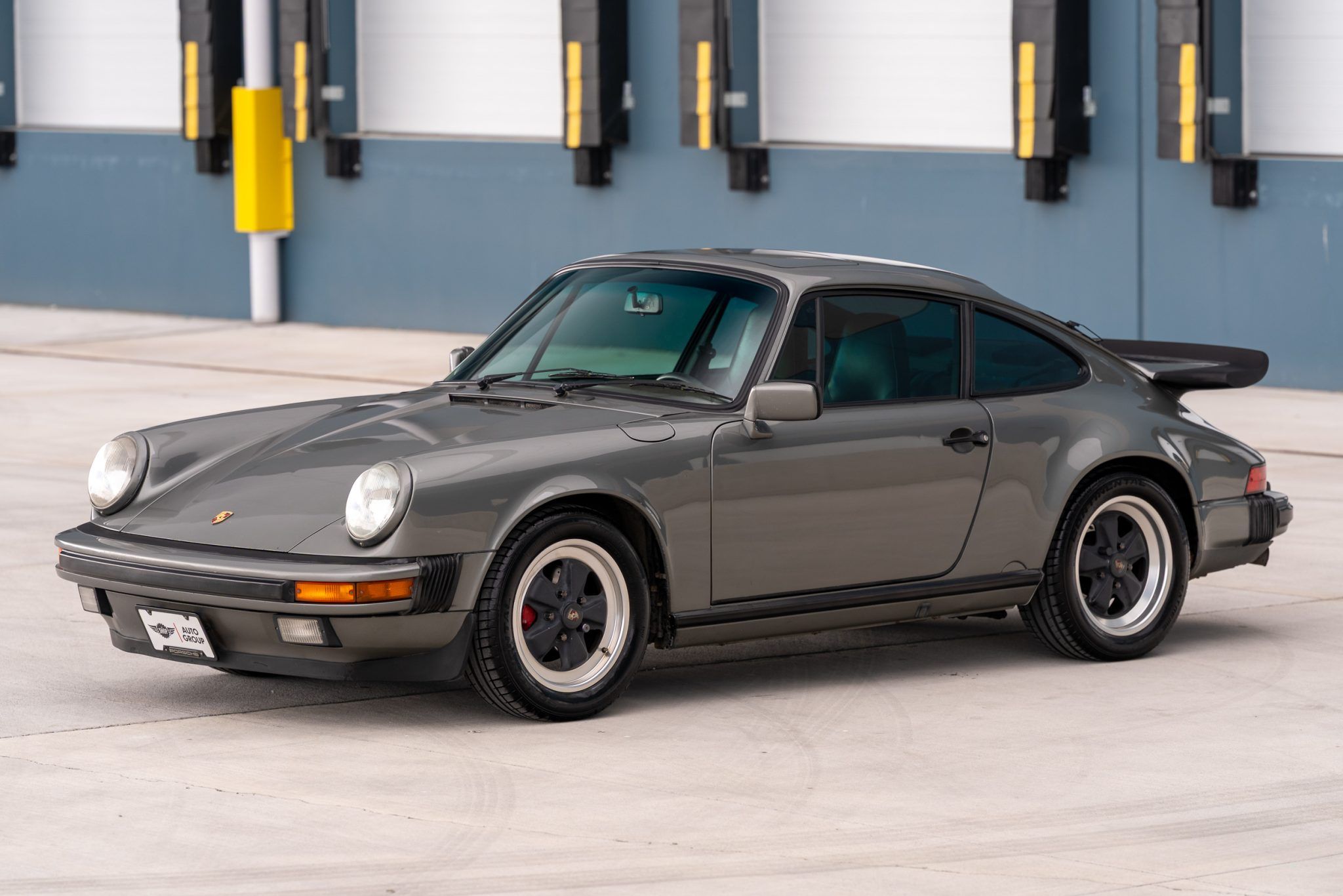 1988 Porsche 911 Carrera 3.2 Coupe